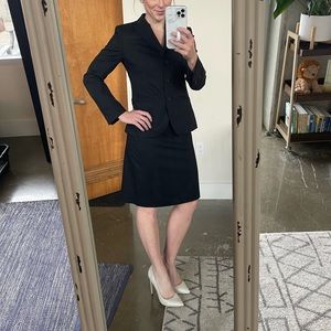 Classic Black Brooks Brothers Suit - 2 Petite